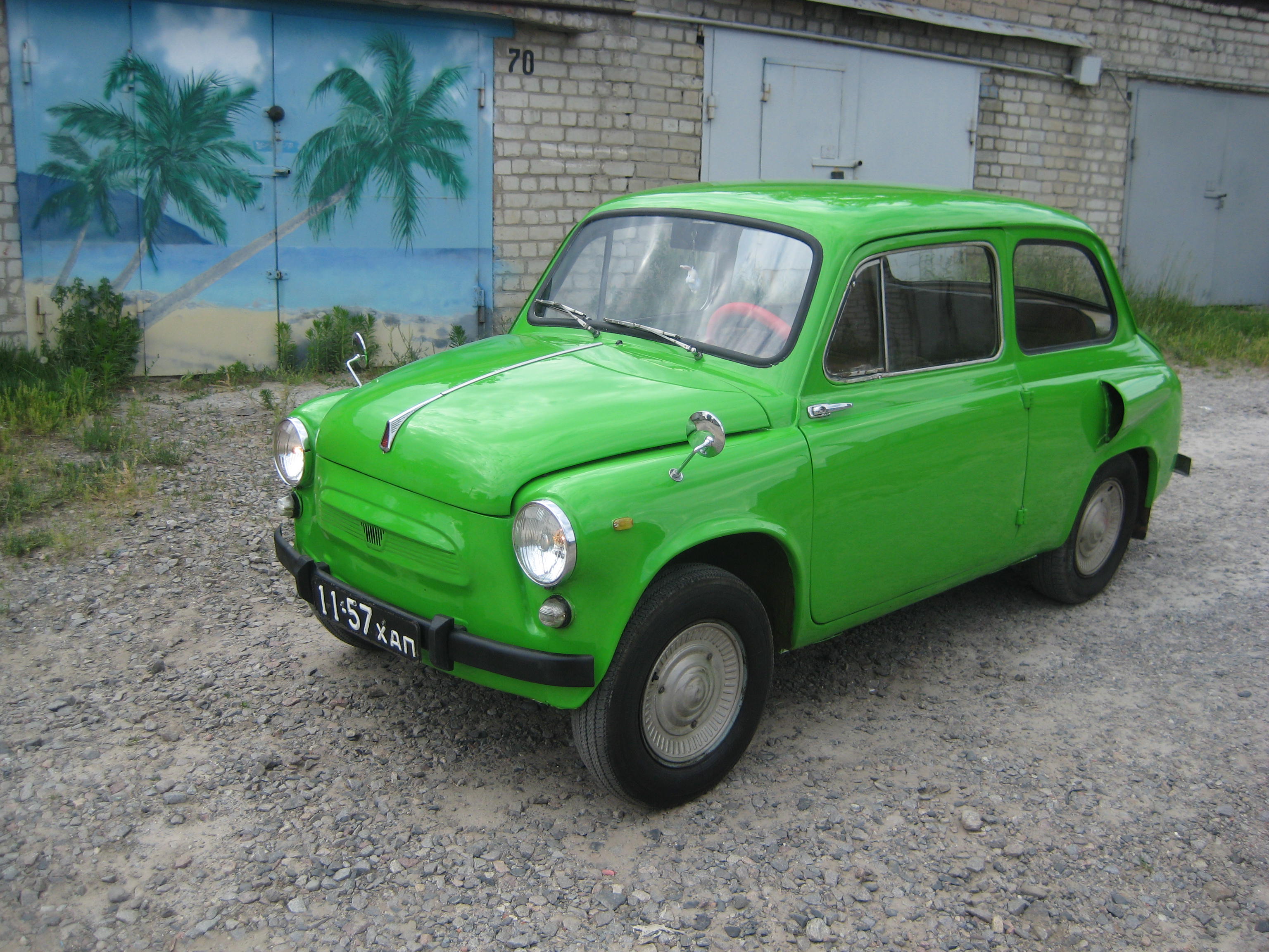 Советский автомобиль ЗАЗ 965